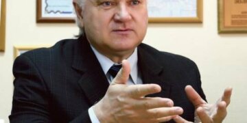 Умер журналист и медиаменеджер Юрий Слуянов