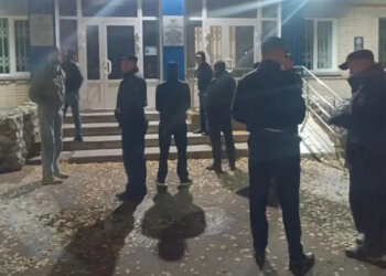 Девять мигрантов оштрафовали за нарушение режима пребывания в Новосибирской области