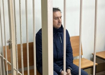 Экс-главу Колыванского района Артюхова отправили в СИЗО