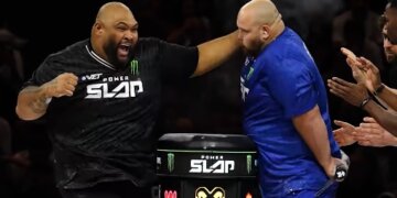 Вася Пельмень проиграл бой за титул чемпиона мира по пощёчинам