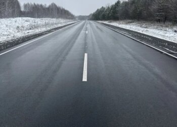 Почти 15 километров Ленинск-Кузнецкой трассы отремонтировали в Новосибирской области