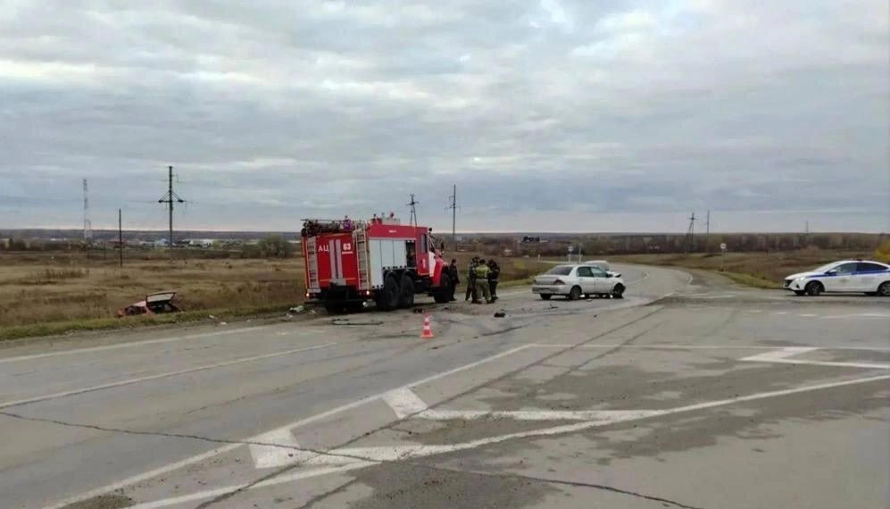 В Колыванском районе в ДТП погиб водитель «ВАЗ 2109»
