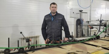 «Своим трудом ты развиваешь страну»: инженер-механик из Болотного рассказал о своём призвании