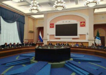 Новосибирские депутаты обсудили модернизацию контейнерных площадок и готовность города к зиме