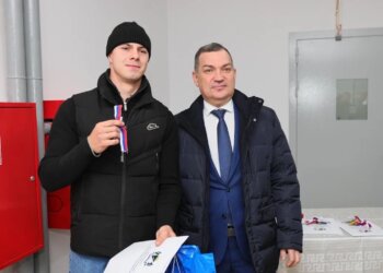 Под крышей дома своего
