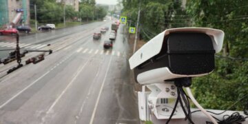 Новый комплекс фиксации нарушений ПДД смонтировали в Ленинском районе