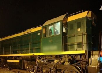 Следователи расследуют причины крушения поезда в Омской области