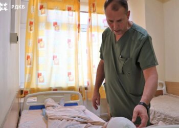 Подростка, пострадавшего от нападения медведя в Алтайском крае, перевели из реанимации