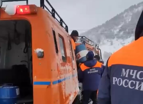 В Горном Алтае турист заблудился в снегопад у Каракольских озёр