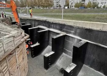 На Ипподромской в Новосибирске стартовал новый этап ремонта подпорной стены